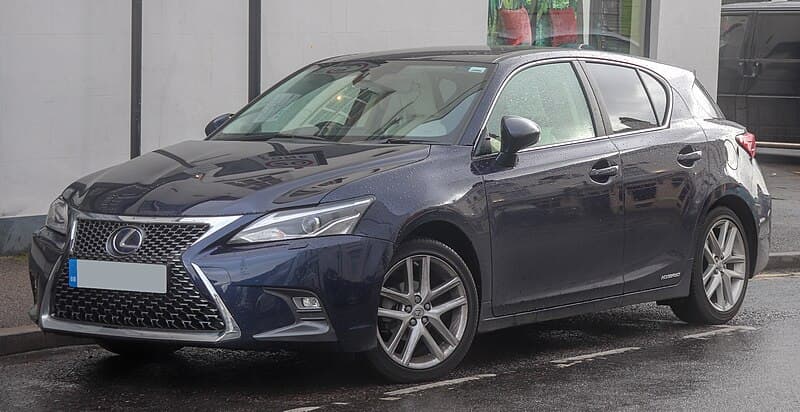 Lexus CT I (ZWA10)