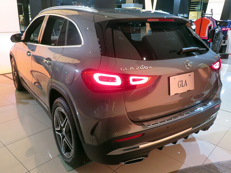Mercedes-Benz GLA H247